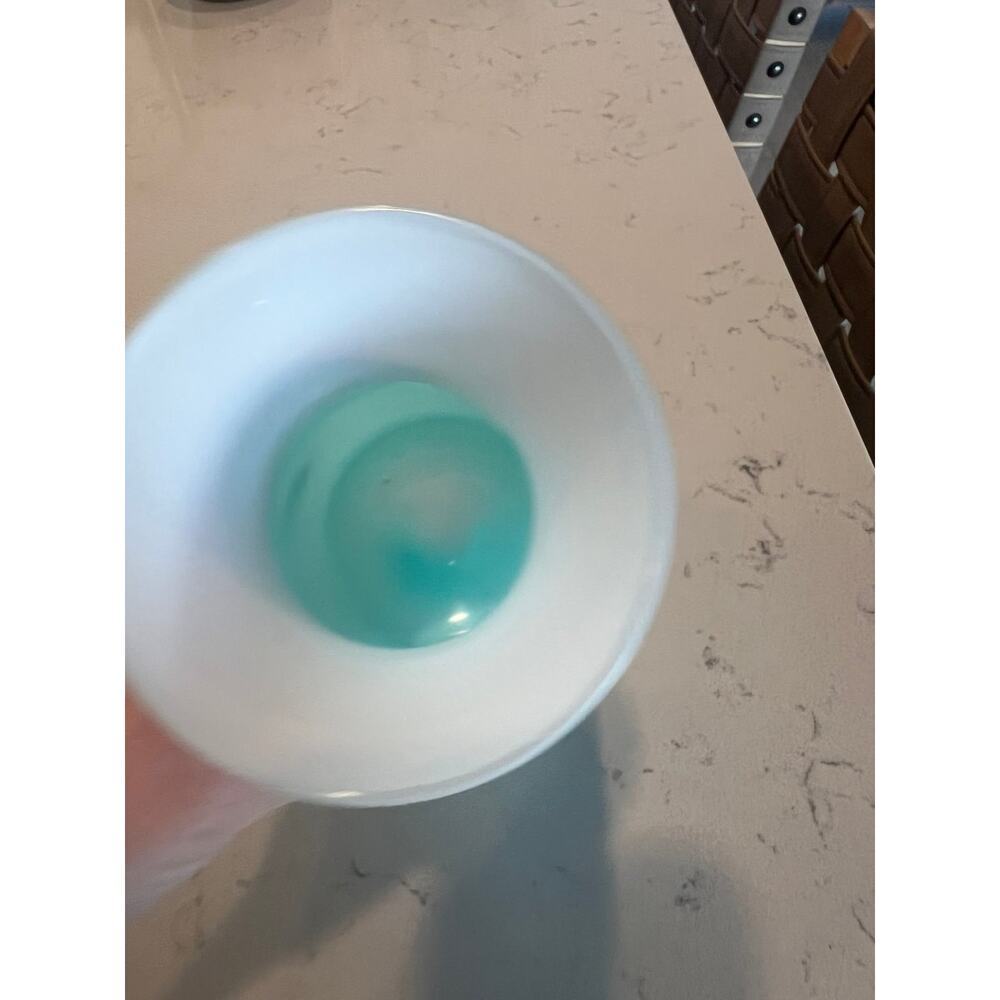 Ombré Blue Vase - Picture 5 of 5